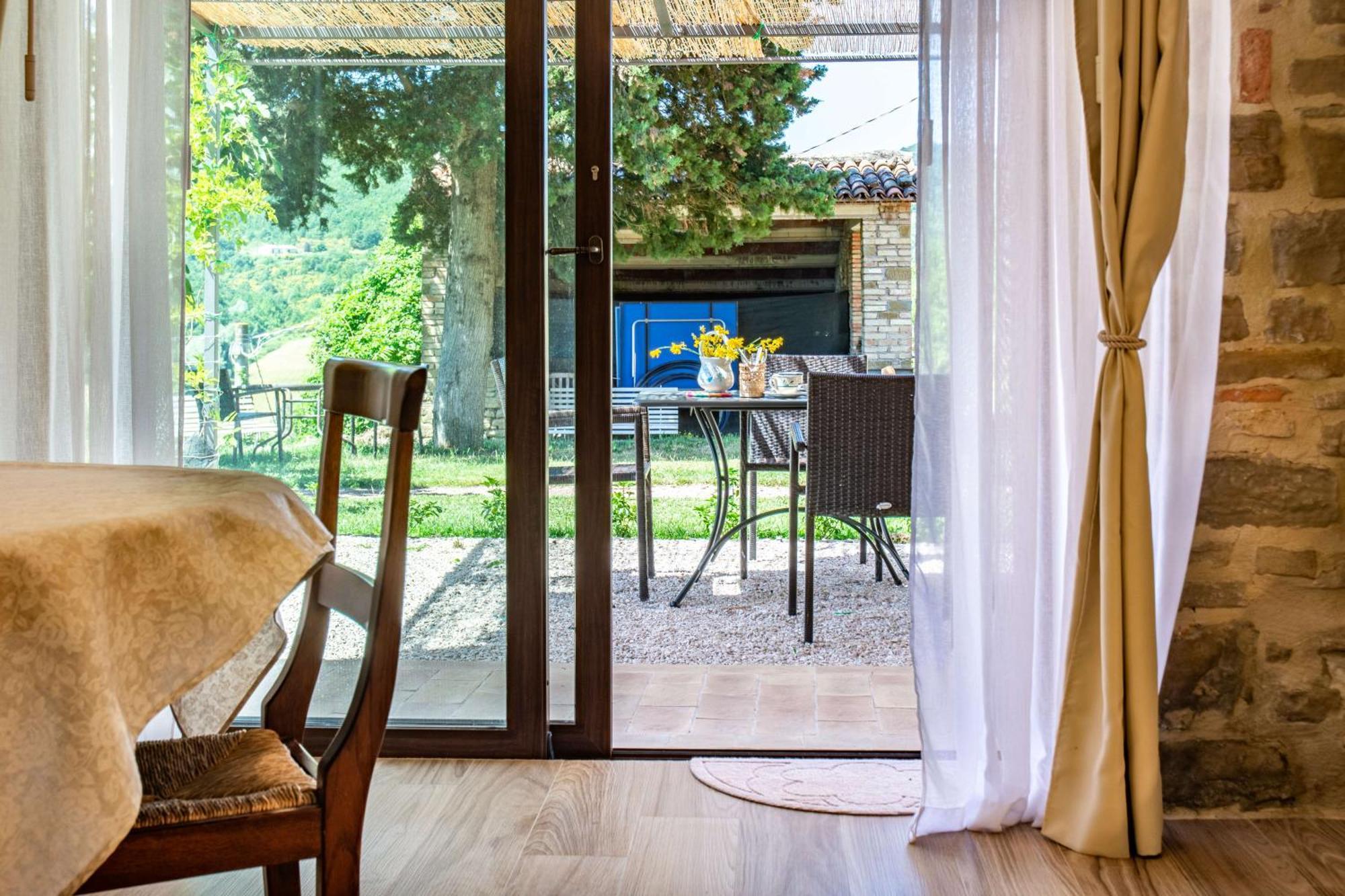 구비오 Antica Residenza Montereano 빌라 외부 사진